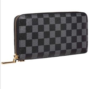 NEW BlackBlue grey checkered wallet w/ wristlet!